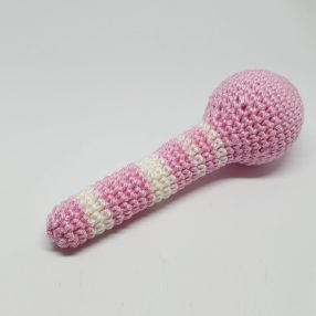 Babarózsaszín horgolt csörgő